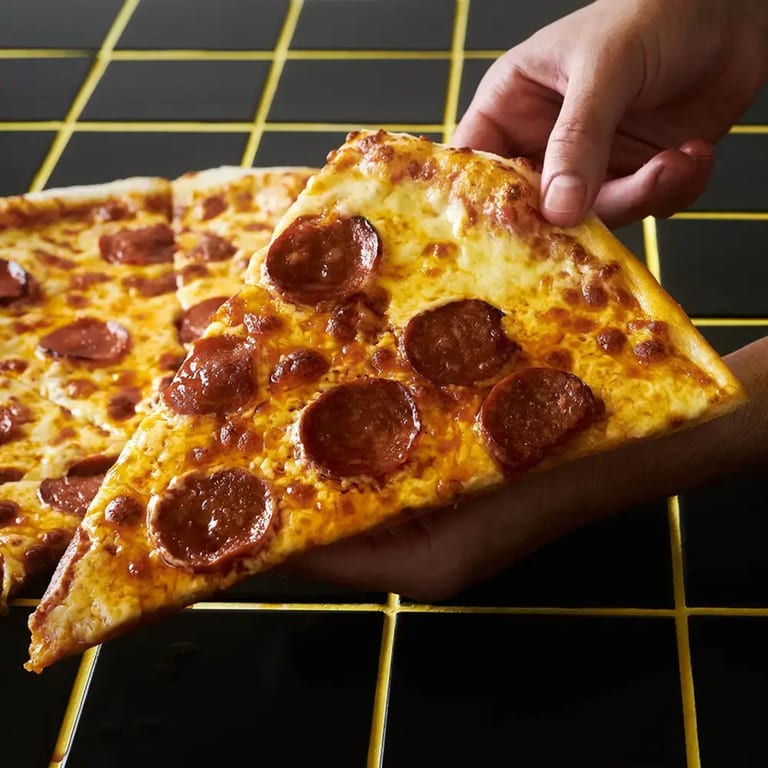 Pizza Delivery in Houston for Hot, Fresh Slices
